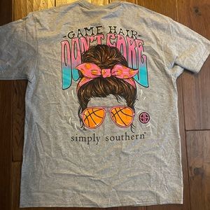 Simply Southern t shirt. Size Large. NWT
